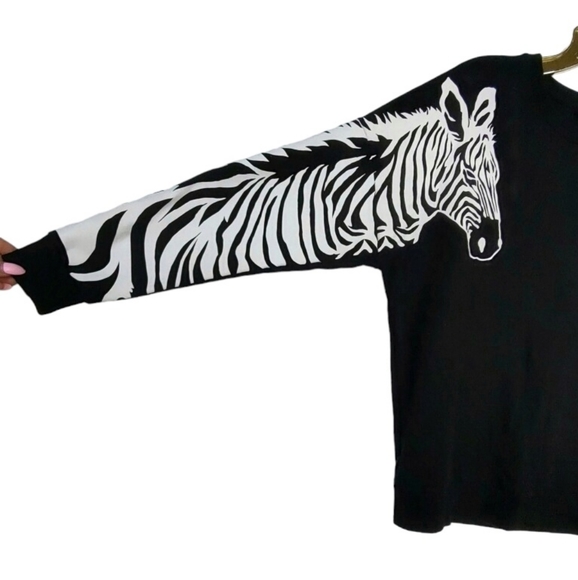 Zebra Sweatshirt B&W Graphic Pullover EUC! Size Sm - Picture 2 of 7